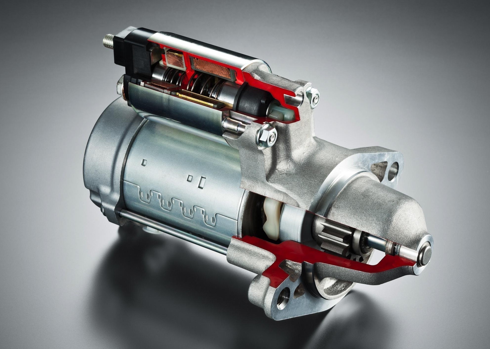 Не крутит стартер и машина не заводится?