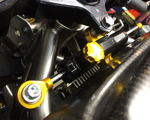 Amortyzatory samochodowe – działanie, budowa, rodzaje