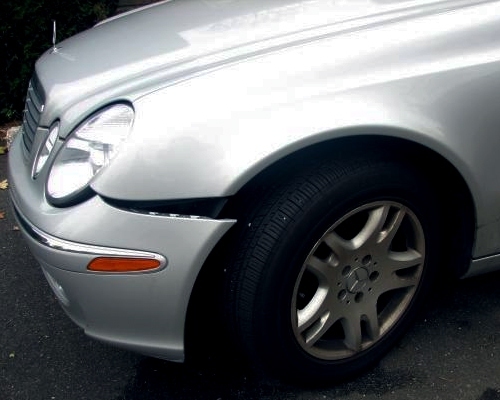 NAPRAWA ZDERZAKA – NA CZYM POLEGA I ILE KOSZTUJE?